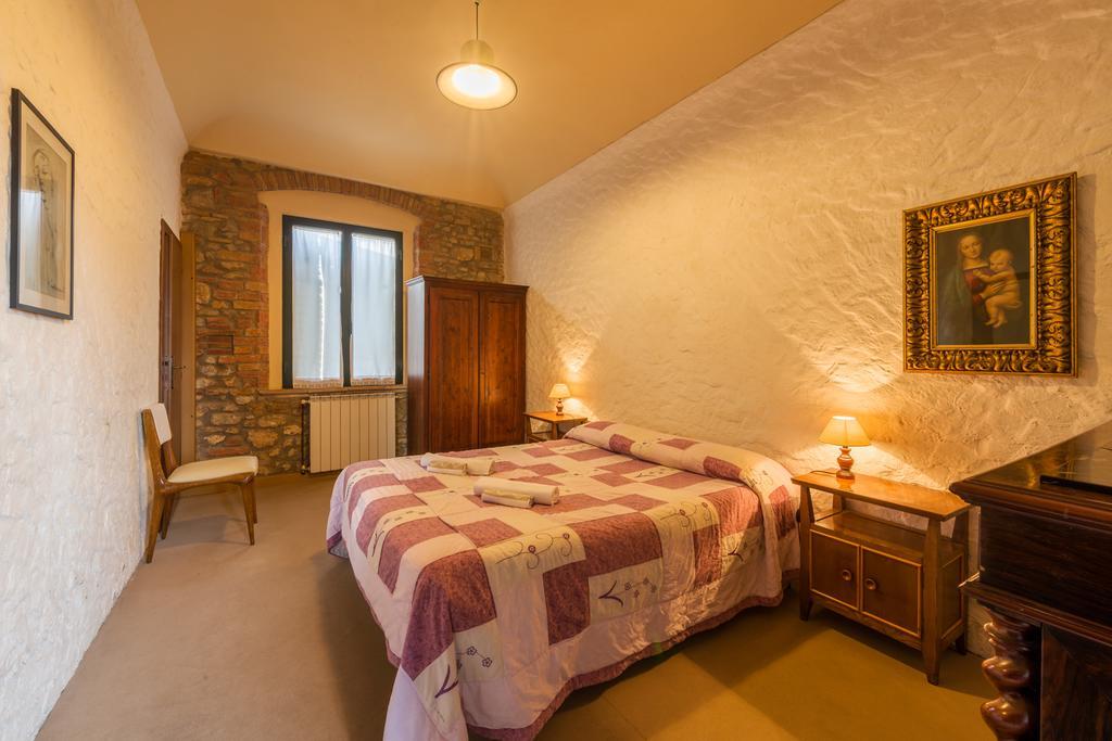 Agriturismo Santa Croce San Gimignano Chambre photo