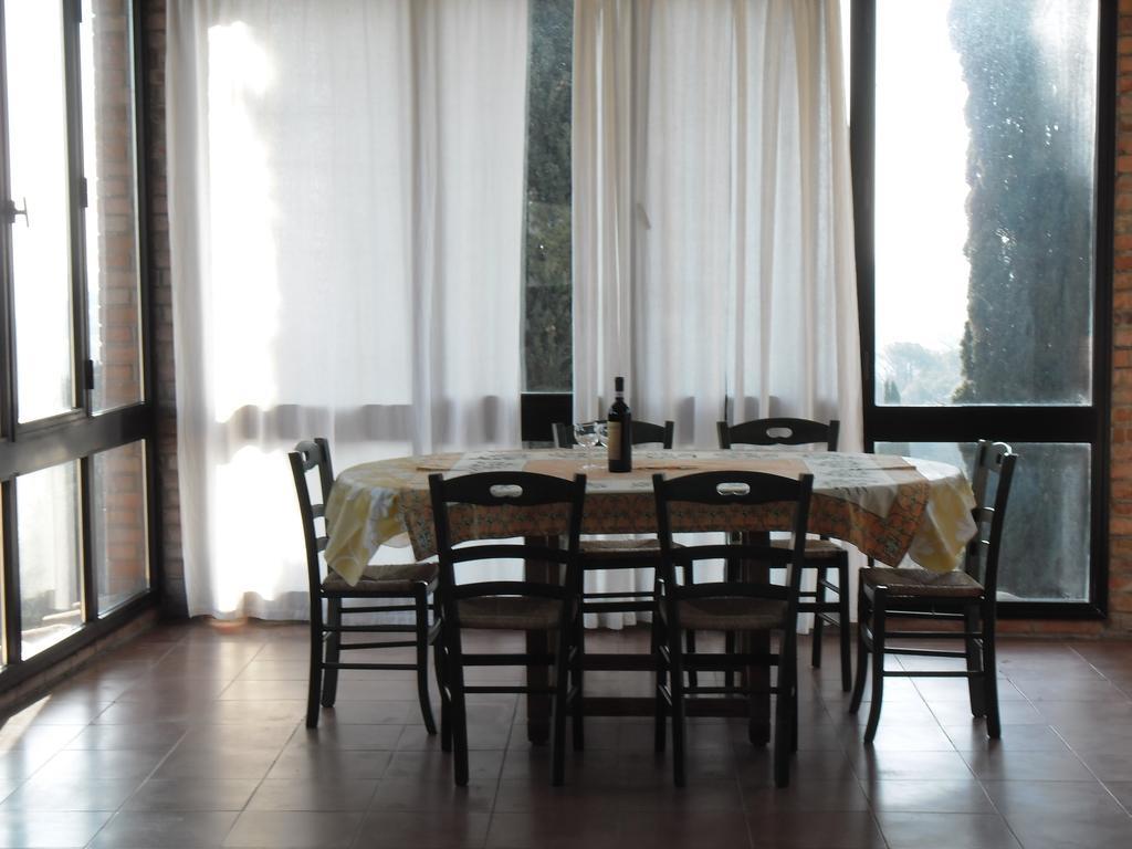 Agriturismo Santa Croce San Gimignano Chambre photo