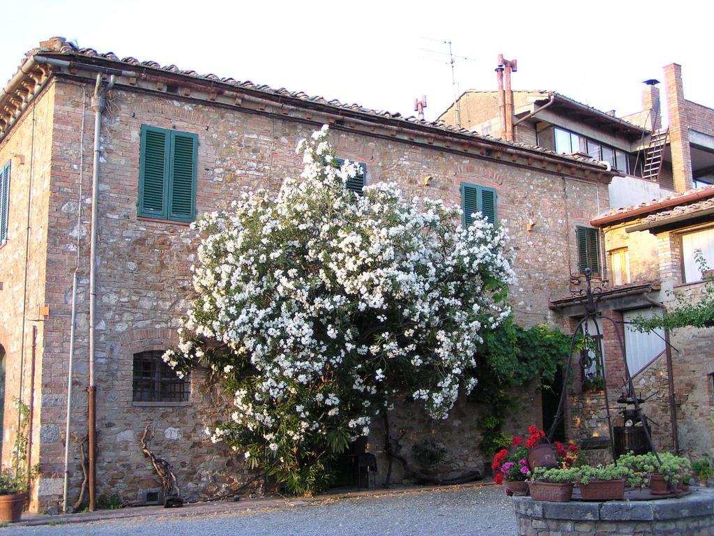 Agriturismo Santa Croce San Gimignano Extérieur photo